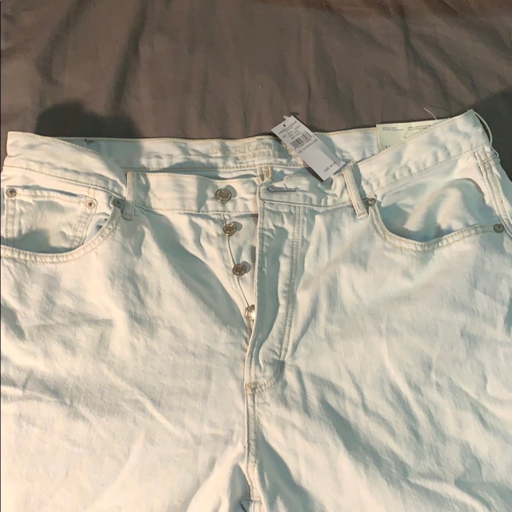 Bleached Cropped American Eagle Jeans 💙💙